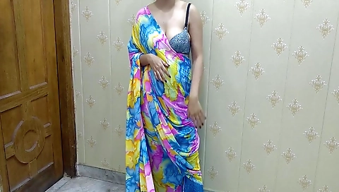 Hindi Sex - Indian Stepmama Sex Videos Bhatiji Tried To Flirt With Stepmama Ji Mistakenly Chachi Were At Home Full Hd