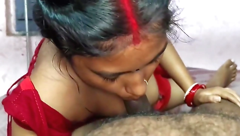 Dehati Ne Apne Hasband Ka Land Ka Pani Paliya Aur Boli Majha Agya