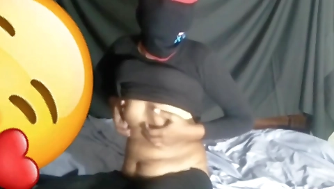 A Horny Pakistani Lahori Girl Showing Her Beautiful Boobs And Pussy