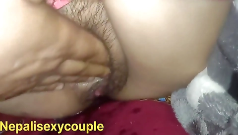 Puti Khelauda Pani Aayo Pisap Xodeko