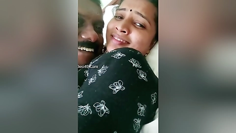 Today Exclusive- Mallu Cpl Romance And Fucked 1