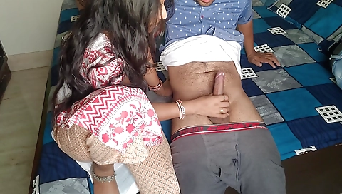 Ghar Mein Akele Makan Owner Ki Beti Ko Apne Pass Bula Kar Fuck Kar Diya