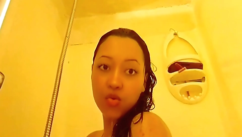 Saturno Squirt The Sexiest Latin Babe Ever, My Boss Sees Me Bathing And I Have My First Intense Anal