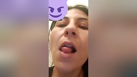 Eva Notty In Horny Desi Wife On Video Call